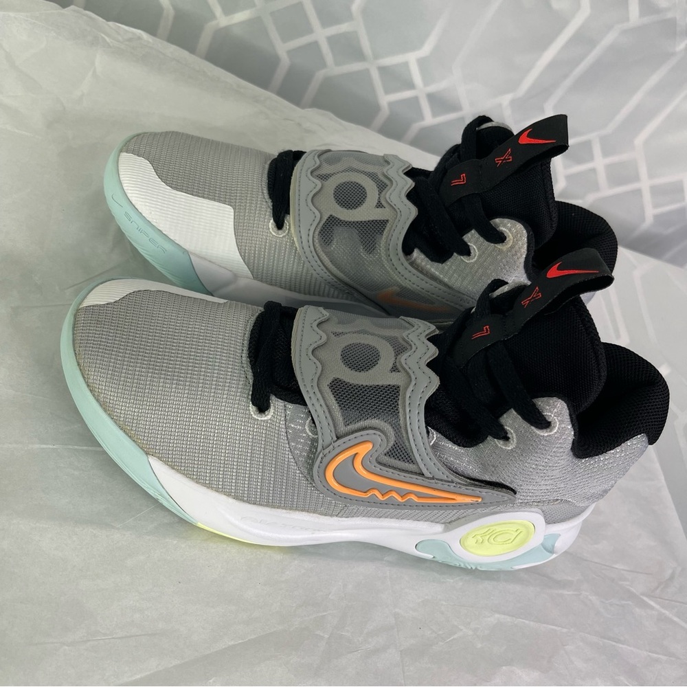 Nike KD Trey 5 X Wolf Grey Volt Crimson Basketball Sneakers Men’s Size 7.5